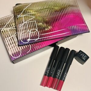 NARS Mustang 8435 Lip Pencil Kit 4 Velvet Matte Lip Pencils Sharpener Pouch New